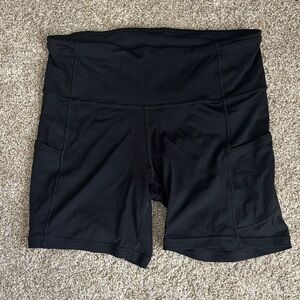 Lululemon fast and free shorts with pockets